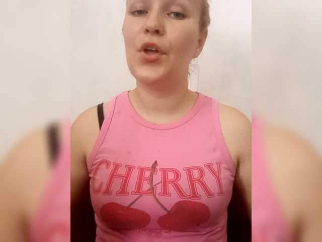 Dana18-1 live cam on BongaCams