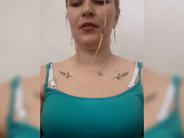 Dana18-1 live cam on BongaCams