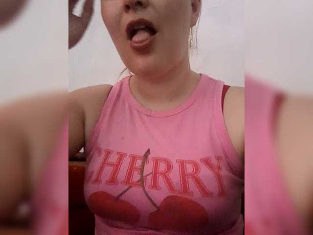 Dana18-1 live cam on BongaCams