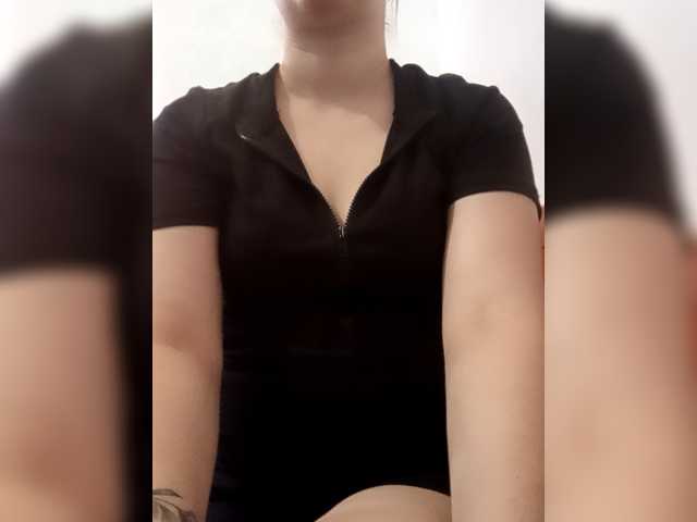 Dana18-1 live cam on BongaCams