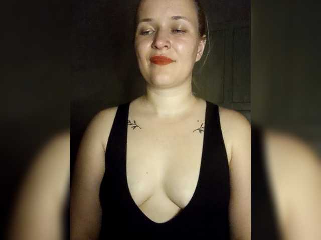 Dana18-1 live cam on BongaCams