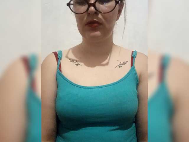 Dana18-1 live cam on BongaCams