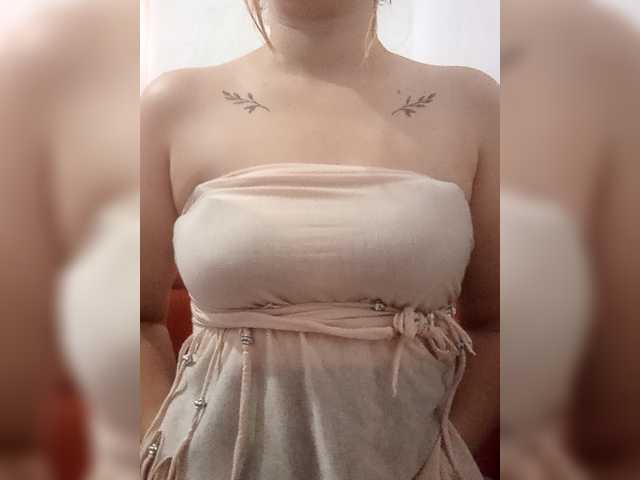 Dana18-1 live webcam show