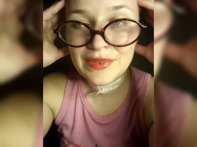Dana18-1 live cam on BongaCams