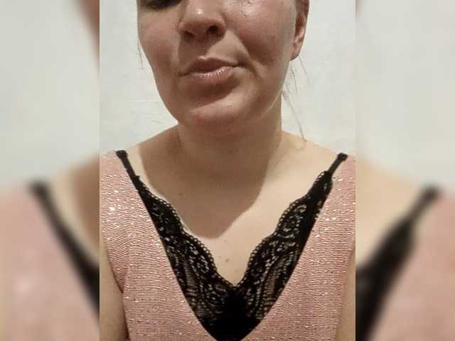 Dana18-1 live cam on BongaCams