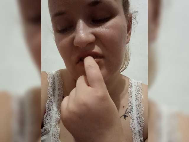 Dana18-1 live cam on BongaCams
