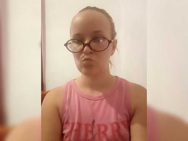 Dana18-1 live cam on BongaCams