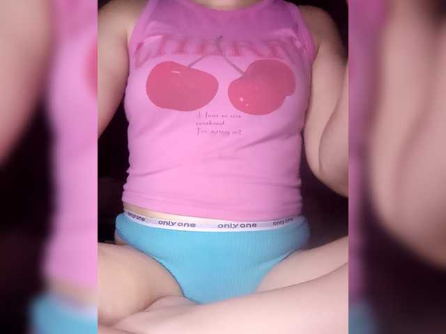 Dana18-1 live cam on BongaCams