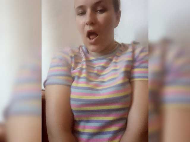Dana18-1 live cam on BongaCams