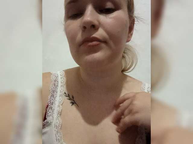 Dana18-1 live cam on BongaCams