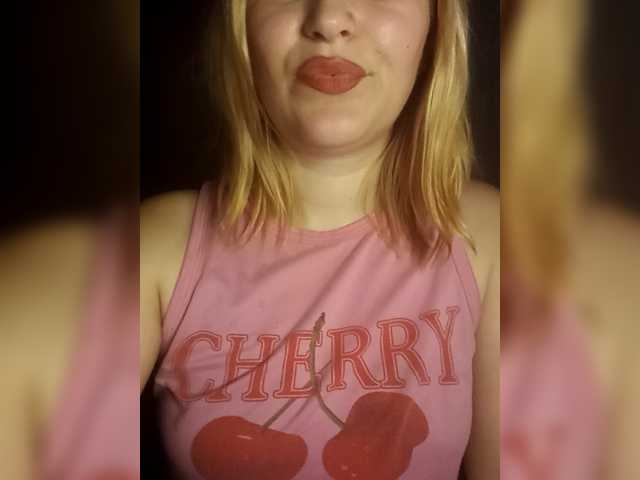 Dana18-1 live cam on BongaCams