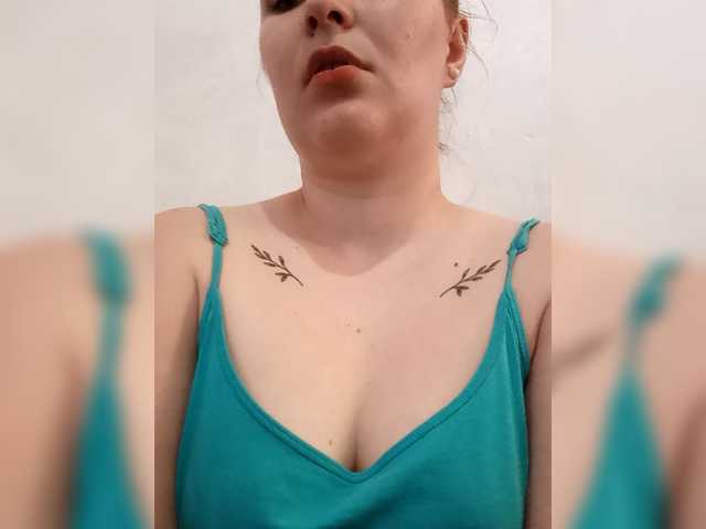 Dana18-1 live cam on BongaCams