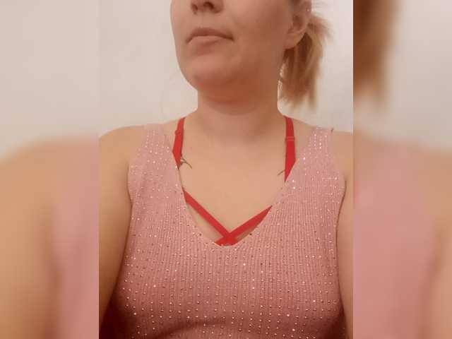 Dana18-1 live cam on BongaCams