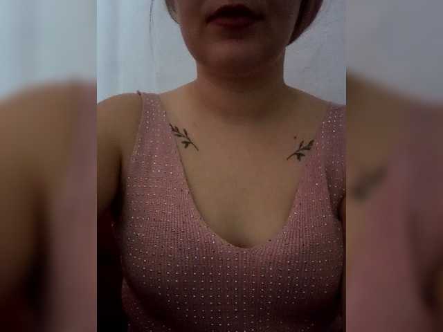 Dana18-1 live cam on BongaCams
