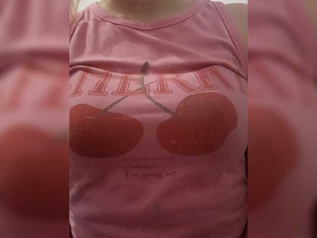 Dana18-1 live cam on BongaCams