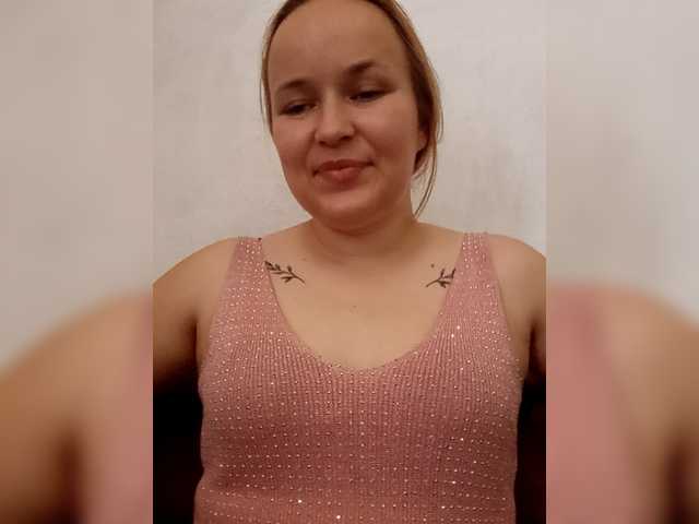 Dana18-1 live cam on BongaCams