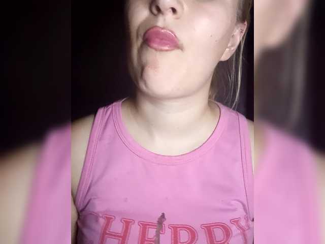 Dana18-1 live cam on BongaCams