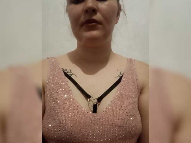 Dana18-1 live cam on BongaCams