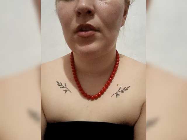 Dana18-1 live cam on BongaCams
