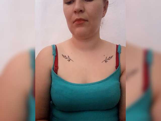 Dana18-1 live cam on BongaCams
