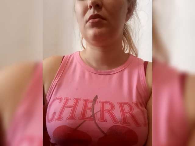 Dana18-1 live cam on BongaCams