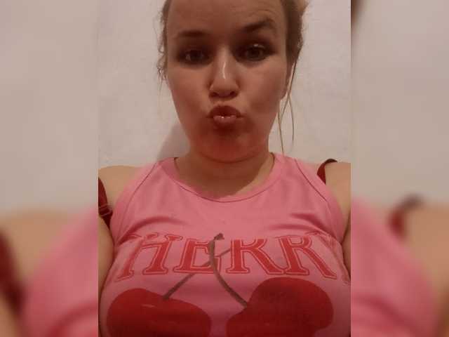 Dana18-1 live cam on BongaCams