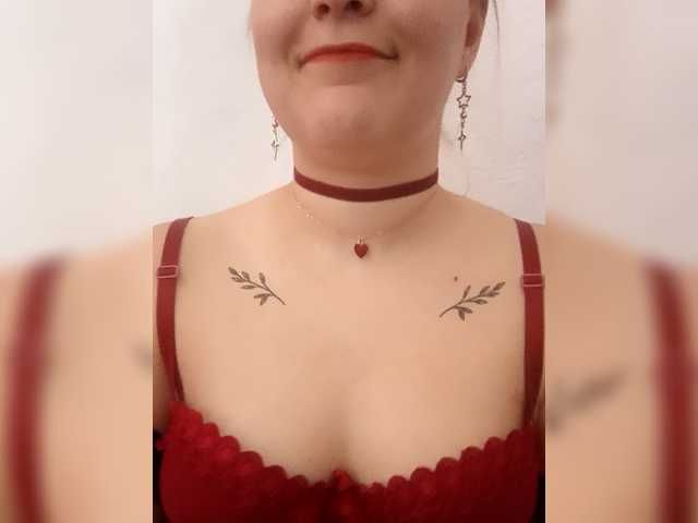 Dana18-1 live cam on BongaCams