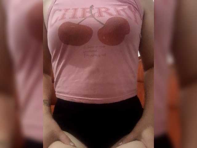 Dana18-1 live cam on BongaCams