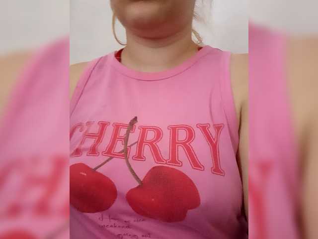 Dana18-1 live cam on BongaCams