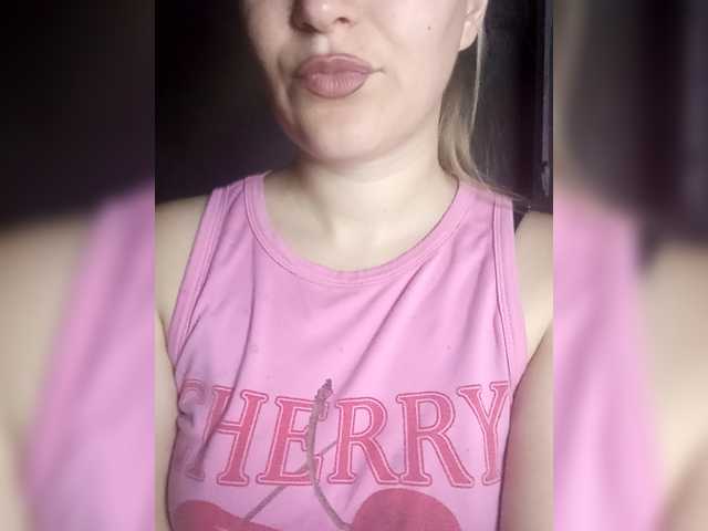 Dana18-1 live cam on BongaCams