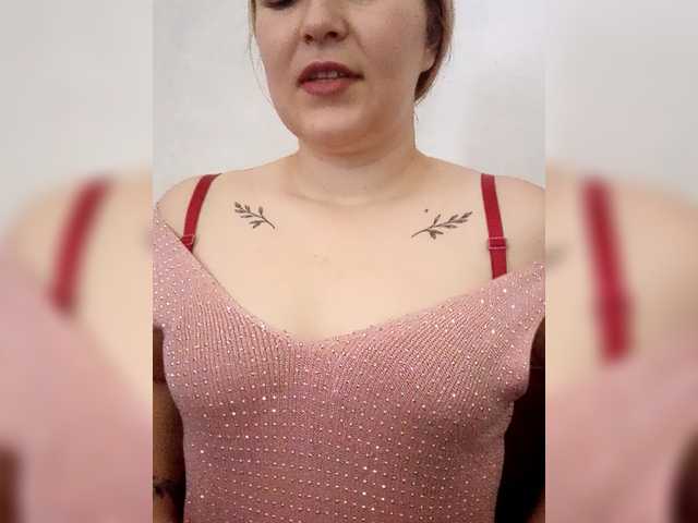 Dana18-1 live cam on BongaCams