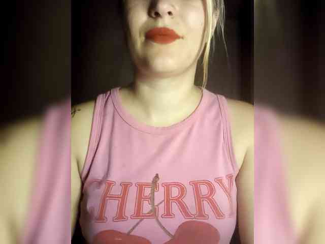 cherry_fire's live room