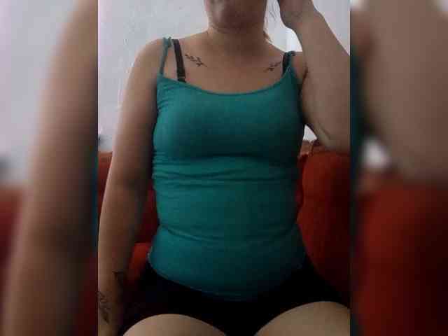 Cherry_fire's cam show statistics and live stream