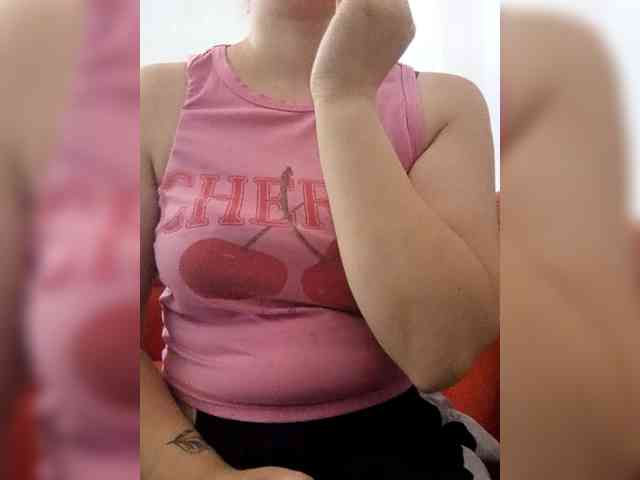 Dana18-1 Sex Cam Show