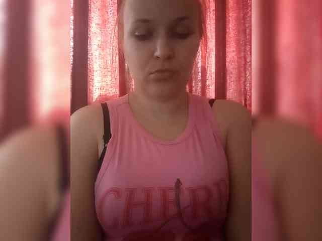 Dana18-1 Live Webcam on BongaCams