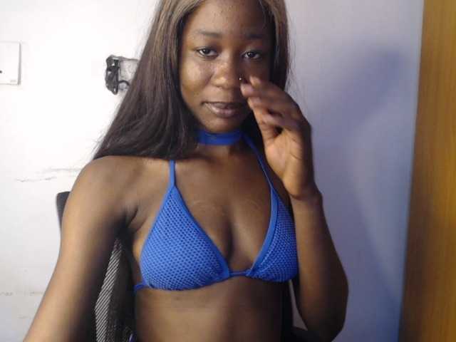 Sexyvian live cam on BongaCams