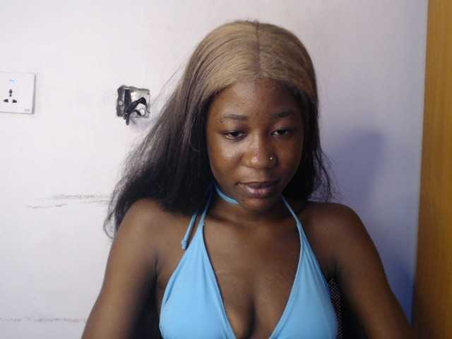 Sexyvian live cam on BongaCams