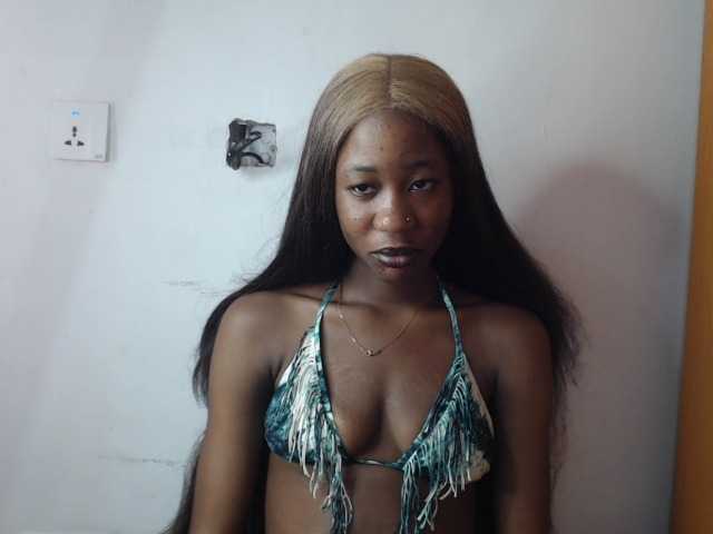 Sexyvian live cam on BongaCams