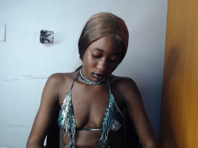 Sexyvian live cam on BongaCams