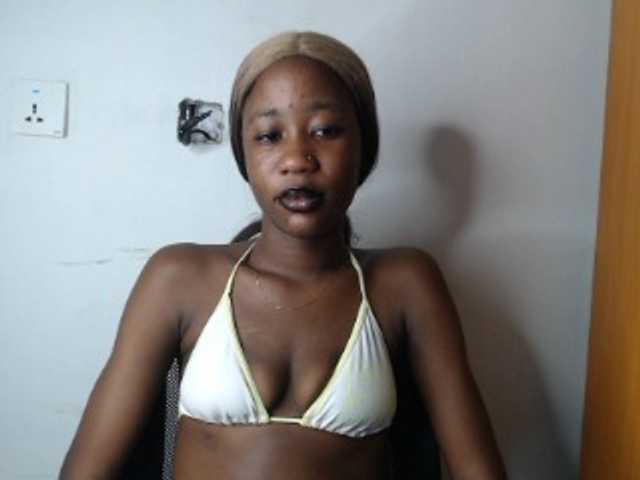 Sexyvian live cam on BongaCams