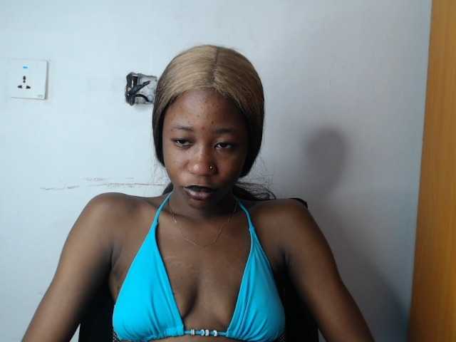 Sexyvian live cam on BongaCams