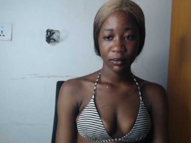 Sexyvian live cam on BongaCams