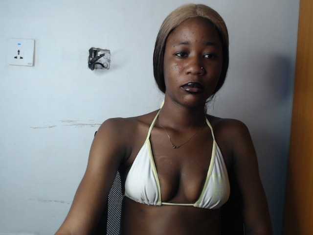 Sexyvian live cam on BongaCams