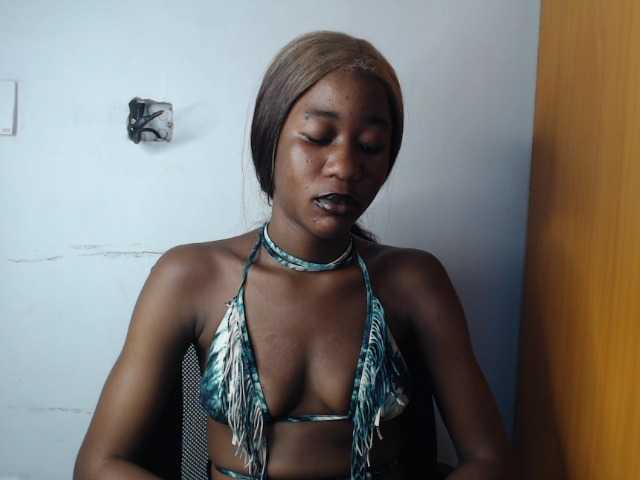 Sexyvian live cam on BongaCams