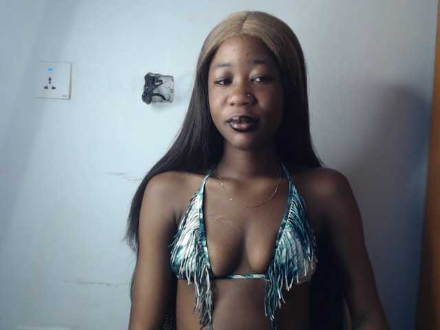 Sexyvian live cam on BongaCams