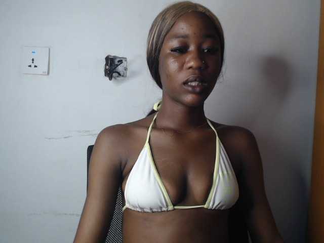Sexyvian live cam on BongaCams