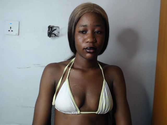 Sexyvian live cam on BongaCams