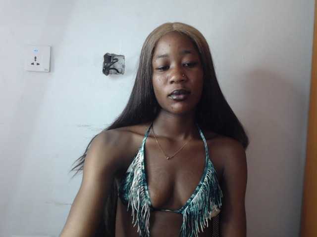 Sexyvian live cam on BongaCams