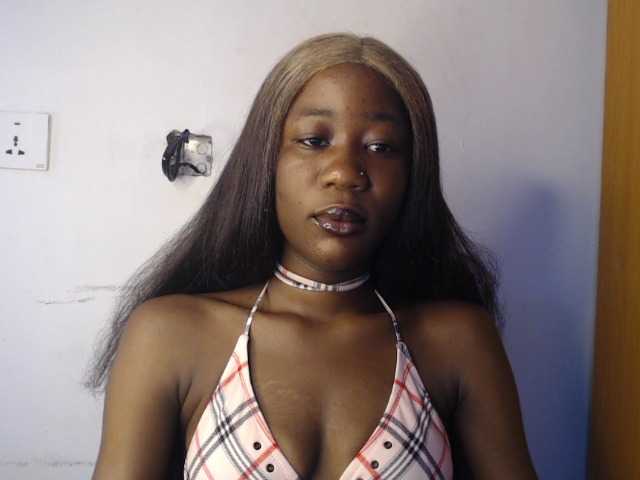 Sexyvian live cam on BongaCams