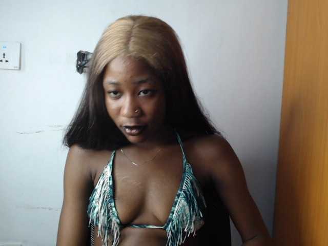 Sexyvian live cam on BongaCams
